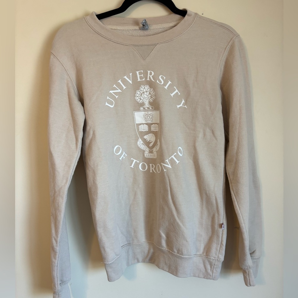 University of Toronto pullover size XS